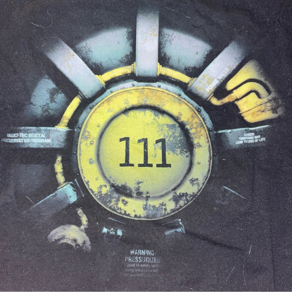 Fallout tee - Picture 2 of 3